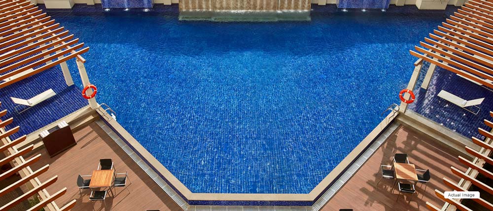 95665c5f3f_05-swimming-pool